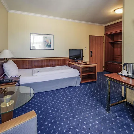 Otel Mercure Porta Nigra 4*