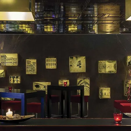 特里尔大黑门美居酒店 4*