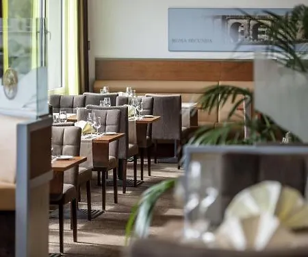 Hotel Mercure Porta Nigra 4*