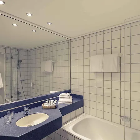 Отель Mercure Porta Nigra 4*