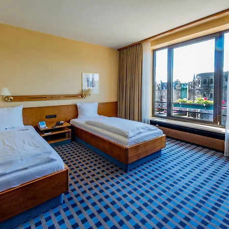 Mercure Porta Nigra 4*
