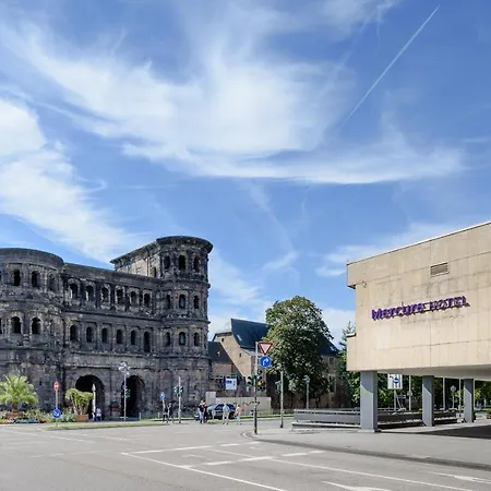 Mercure Porta Nigra 4*