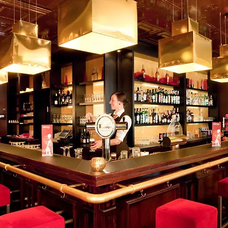 Mercure Porta Nigra 4* טרייר