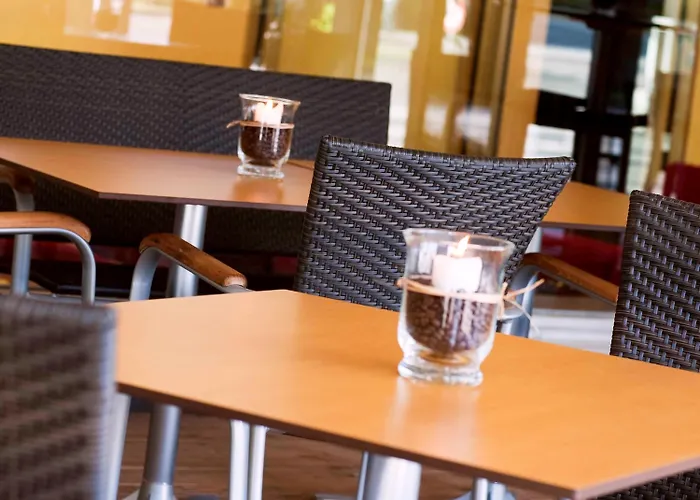 特里尔大黑门美居酒店 4*