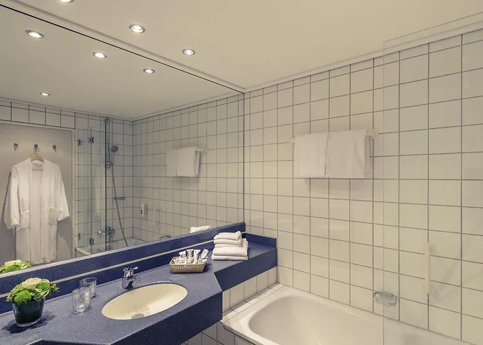 Mercure Porta Nigra 4*