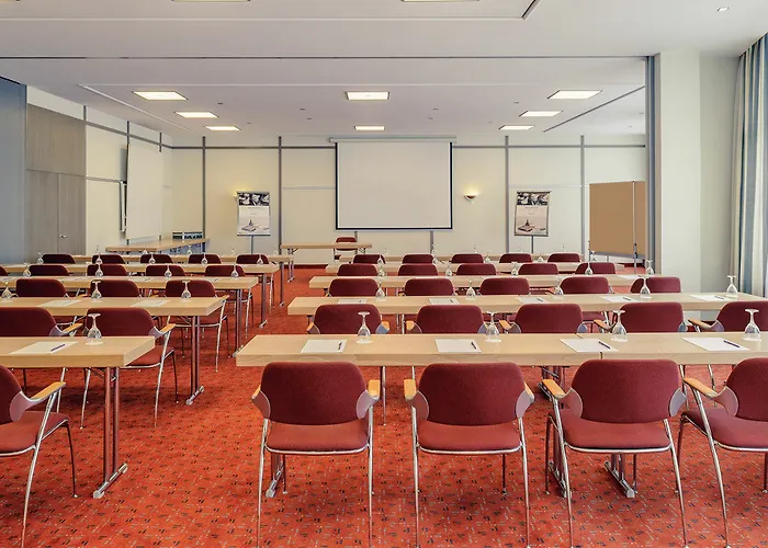 特里尔大黑门美居酒店 特里尔